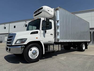 Hino 338 22 ft Refrigerated Truck - 270HP, 6 Speed Automatic, Thermo King