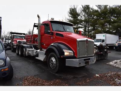 Kenworth T880 Tri Axle Roll Off Truck - Paccar, 455HP, 3 Speed Automatic