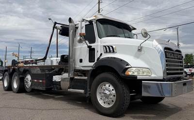 Mack Granite GU813 Tri Axle Roll Off Truck - MP7, 410HP, 6 Speed Allison Rds Automatic
