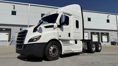 Freightliner Cascadia 116 Sleeper Semi Truck - 48" Mid Roof Sleeper, Detroit 450HP, 12 Speed Autoshift Automatic