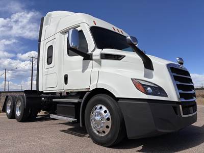 Freightliner Cascadia 116 Sleeper Semi Truck - 48" Mid Roof Sleeper, Detroit 450HP, 12 Speed Autoshift Automatic