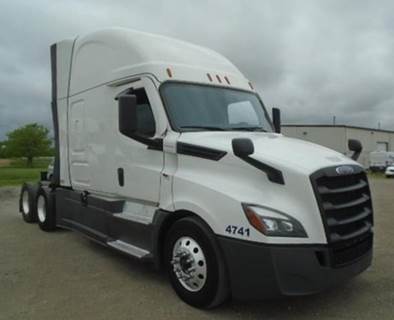 Freightliner Cascadia 126 Sleeper Semi Truck - 76" Raised Roof Sleeper, Detroit 455HP, 12 Speed Automatic