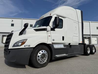 Freightliner Cascadia 126 Sleeper Semi Truck - 76" Raised Roof Sleeper, Detroit 455HP, 12 Speed Dt12 Automatic