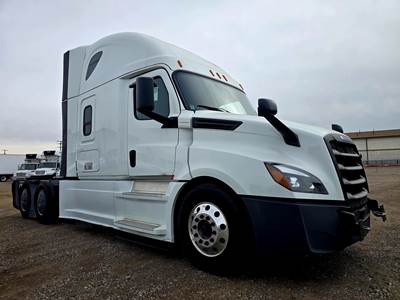 Freightliner Cascadia 126 Sleeper Semi Truck - 76" Raised Roof Sleeper, Detroit 400HP, 12 Speed Dt12 Automatic