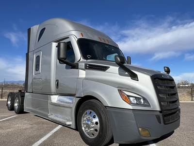 Freightliner Cascadia 126 Sleeper Semi Truck - 72" Raised Roof Sleeper, Detroit 400HP, 12 Speed Dt12 Amt