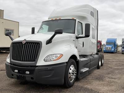 International LT Sleeper Semi Truck - 73" Raised Roof Sleeper, Cummins 400HP, 12 Speed Endurant Automatic