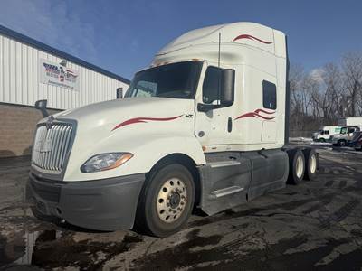 International LT Sleeper Semi Truck - Raised Roof Sleeper, Cummins 450HP, 10 Speed Manual