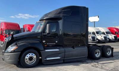 International LT Sleeper Semi Truck - 73" Raised Roof Sleeper, Cummins 450HP, 12 Speed Amt
