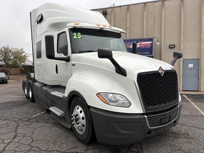 International LT Sleeper Semi Truck - Raised Roof Sleeper, Cummins 450HP, 12 Speed Automatic