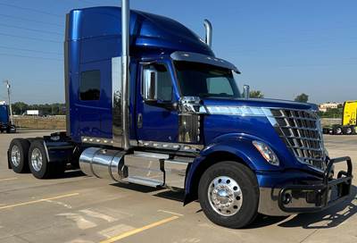 International LoneStar Sleeper Semi Truck - 73" Raised Roof Sleeper, Cummins 505HP, 13 Speed Endurant Manual