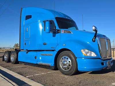 Kenworth T680 Sleeper Semi Truck - 76" Raised Roof Sleeper, Paccar 405HP, 12 Speed Endurant Amt