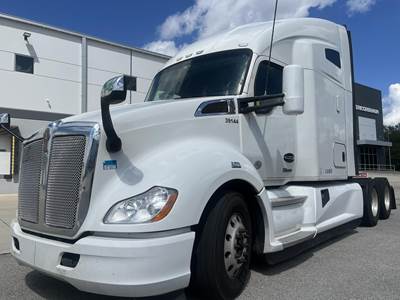 Kenworth T680 Sleeper Semi Truck - 73" Raised Roof Sleeper, Paccar 455HP, 12 Speed Autoshift Amt