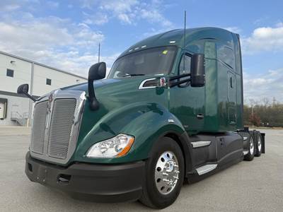 Kenworth T680 Sleeper Semi Truck - 76" Raised Roof Sleeper, Paccar 455HP, 12 Speed Endurant Automatic
