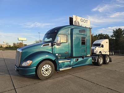 Kenworth T680 Sleeper Semi Truck - 76" Mid Roof Sleeper, Paccar 455HP, 12 Speed Endurant Automatic