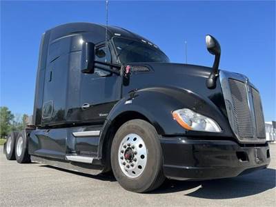 Kenworth T680 Sleeper Semi Truck - 76" Raised Roof Sleeper, Cummins 450HP, 12 Speed Endurant Automatic