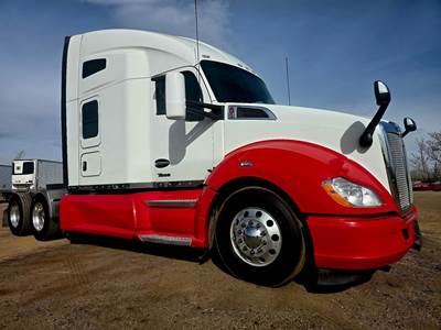 Kenworth T680 Sleeper Semi Truck - 76" Raised Roof Sleeper, Paccar 455HP, 12 Speed Endurant Automatic