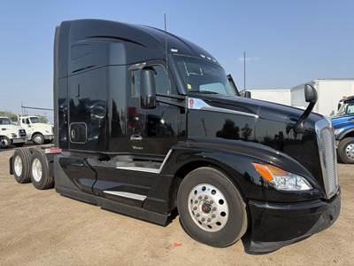 Kenworth T680 Sleeper Semi Truck - 76" Raised Roof Sleeper, Cummins 450HP, 12 Speed Endurant Automatic