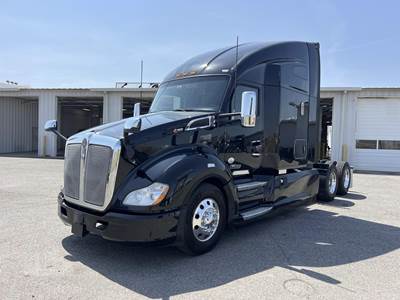 Kenworth T680 Sleeper Semi Truck - 76" Raised Roof Sleeper, Cummins 500HP, 18 Speed Manual