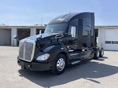 Kenworth T680 Sleeper Semi Truck - 76" Raised Roof Sleeper, Cummins 500HP, 18 Speed Manual
