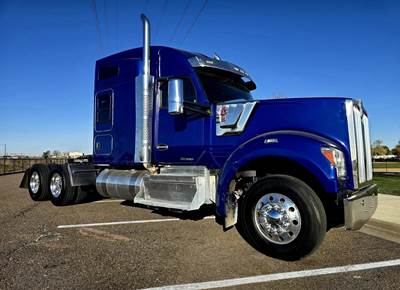 Kenworth W990 Sleeper Semi Truck - 76" Mid Roof Sleeper, Paccar 510HP, 13 Speed Manual