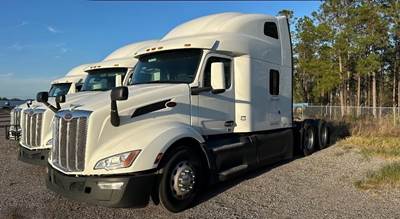 Peterbilt 579 Sleeper Semi Truck - 80" Raised Roof Sleeper, Cummins 450HP, 12 Speed Amt