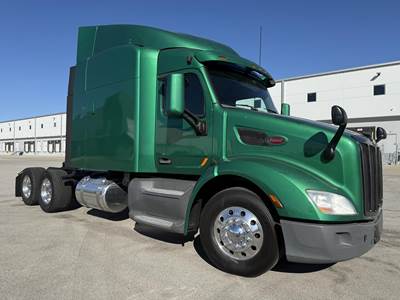 Peterbilt 579 Sleeper Semi Truck - 80" Mid Roof Sleeper, Paccar 455HP, 12 Speed Endurant Automatic