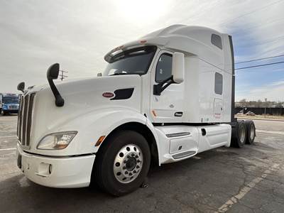 Peterbilt 579 Sleeper Semi Truck - Raised Roof Sleeper, Cummins 500HP, 12 Speed Amt