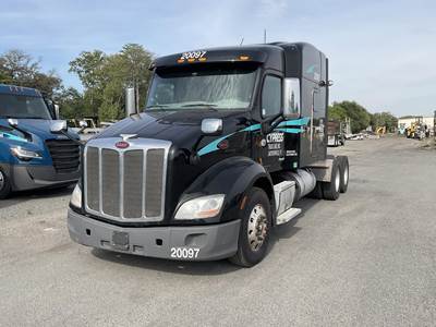 Peterbilt 579 Sleeper Semi Truck - Mid Roof Sleeper, Paccar 455HP, 12 Speed Endurant Automatic