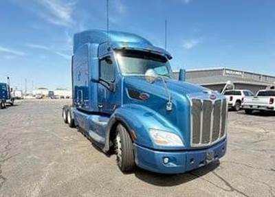 Peterbilt 579 Sleeper Semi Truck - 72" Mid Roof Sleeper, Paccar 430HP, 12 Speed Amt