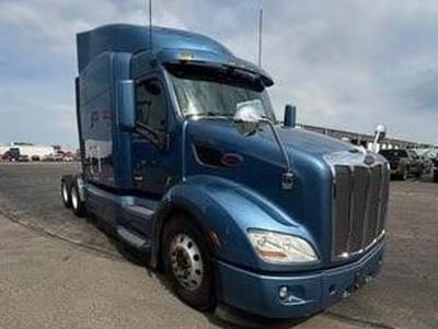 Peterbilt 579 Sleeper Semi Truck - 72" Mid Roof Sleeper, Paccar 430HP, 12 Speed Amt