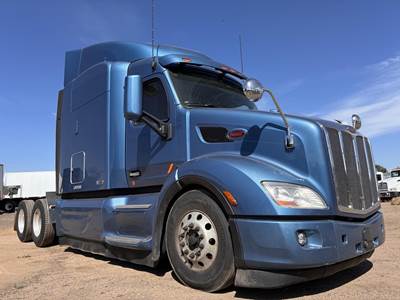 Peterbilt 579 Sleeper Semi Truck - 72" Mid Roof Sleeper, Paccar 430HP, 12 Speed Amt