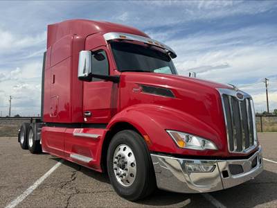 Peterbilt 579 Sleeper Semi Truck - Mid Roof Sleeper, Cummins 450HP, 12 Speed Endurant Automatic
