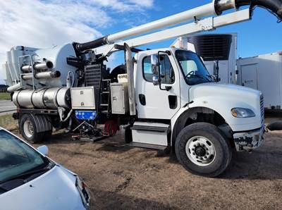 Freightliner M2 106 Single Axle Vacuum Truck - Cummins, Automatic