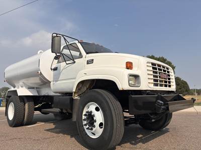 GMC TopKick C7500 Water Truck