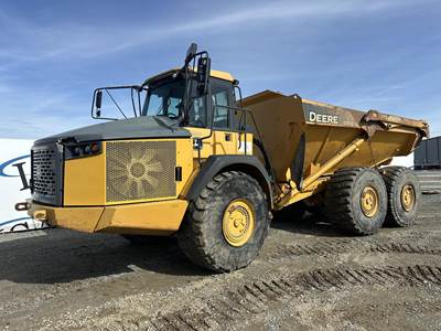 John Deere 370E Articulated Dump Truck