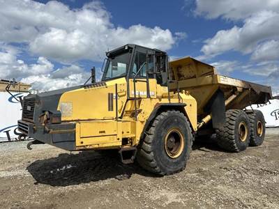 Komatsu HM400-2 Articulated Truck