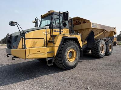 Komatsu HM400-5 Articulated Truck