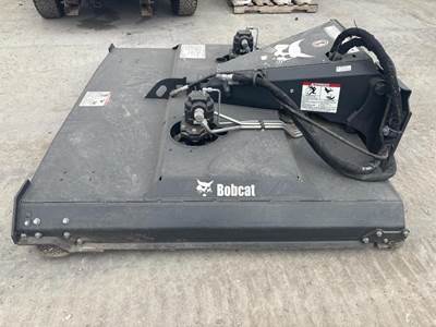 Location: Iowa City, Ia Approx 80" Wide,