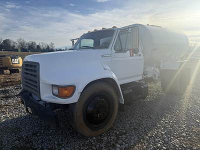 6 Cylinder Ford Turbo Diesel Engine, 5 Speed Manual Transmission, Pto, Spring