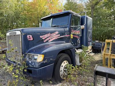 Location: Mosinee, WI12.7L Detroit Turbo Diesel Engine, 9 Speed Eaton Fuller