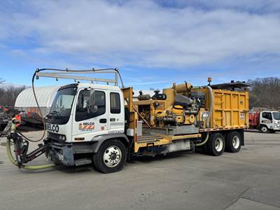 GMC T7500