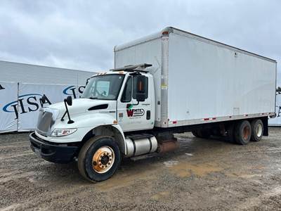 International 4400 SBA