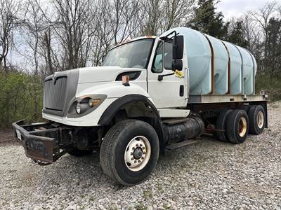 International 7600