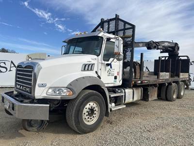 Mack Granite GU813