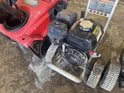 Location: Iowa City, Ia 2700 Psi, Honda Gas Engine