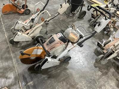 Location: Iowa City, Ia Includes Extra Parts, Starts And Runs