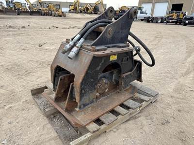 Location: Albertville, MN Length 38", Width 21.5” Serial: X46641