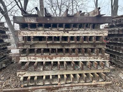 Approx 8"x10', Approx (120) Pcs