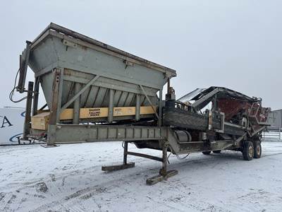 John Deere 4045 Turbo Diesel Engine, Self Contained, Approx 14' x 96" 10 Yard