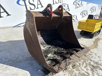 67" Bucket Width, 3 1/2" Pin Diameter